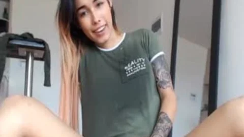 ladyboy Bonnie loves Peeing In Her Show
