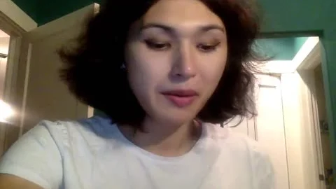 Cutest Ladyboy Sarah Jae Toying Her wazoo And Having Lunch