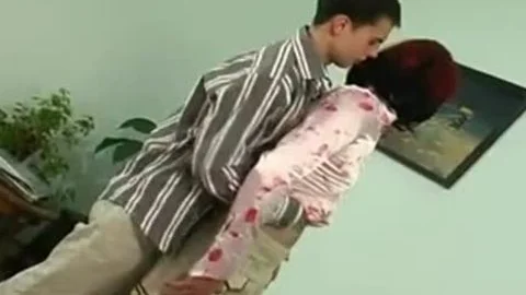 dilettante Crossdresser: Free man Porn video