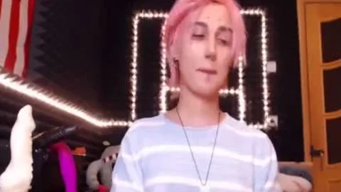 Femboy Whips Her weenie Out And Shakes butt