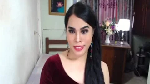 Pinay Beauty ladyboy delicious 10-Pounder cook jerking