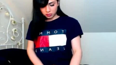 beauty shelady Plays hairy ramrod